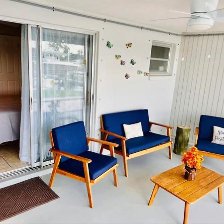 Cozy Home With One Bedroom Cape Coral Zewnętrze zdjęcie