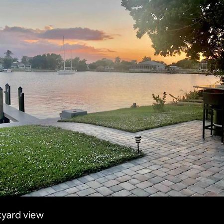 Cozy Home With One Bedroom Cape Coral Zewnętrze zdjęcie