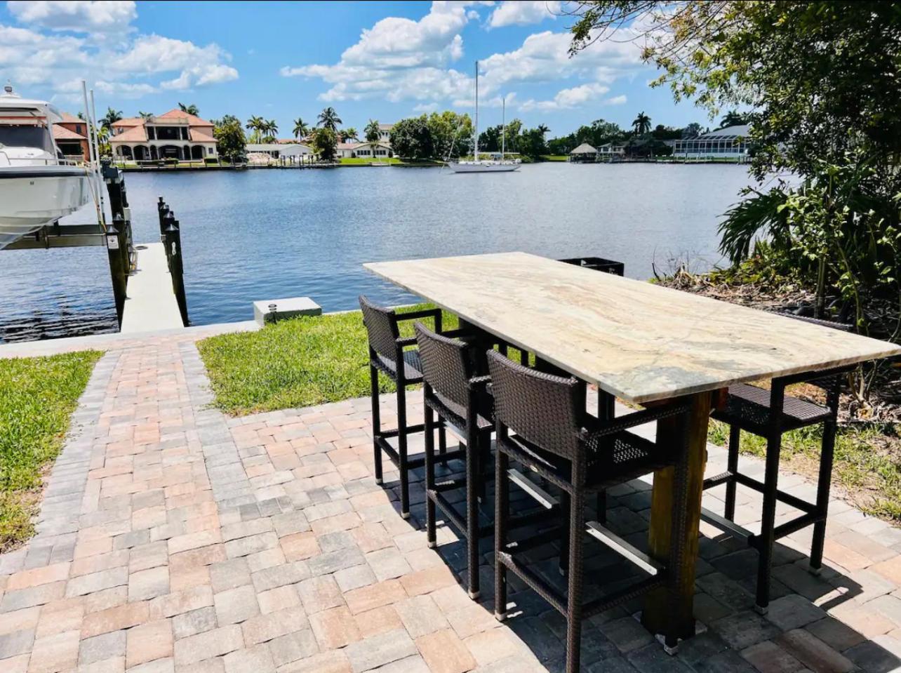 Cozy Home With One Bedroom Cape Coral Zewnętrze zdjęcie